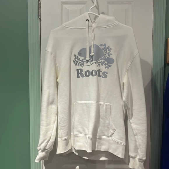 Roots Tops - White roots sweatshirt with grey writing